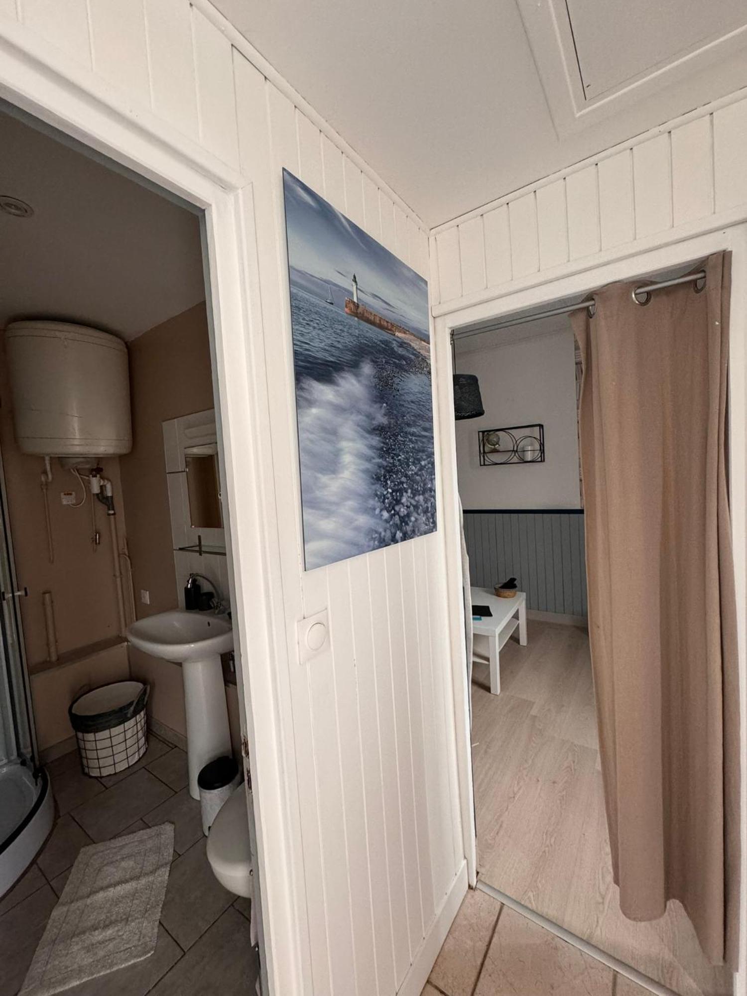 Apartment Quat *